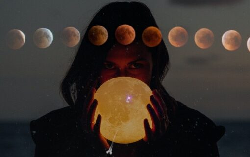 wli_unsplash-collage_moon-madness_1170-320px