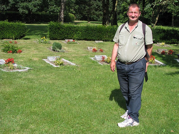 Besuch des Freistätter Friedhofs