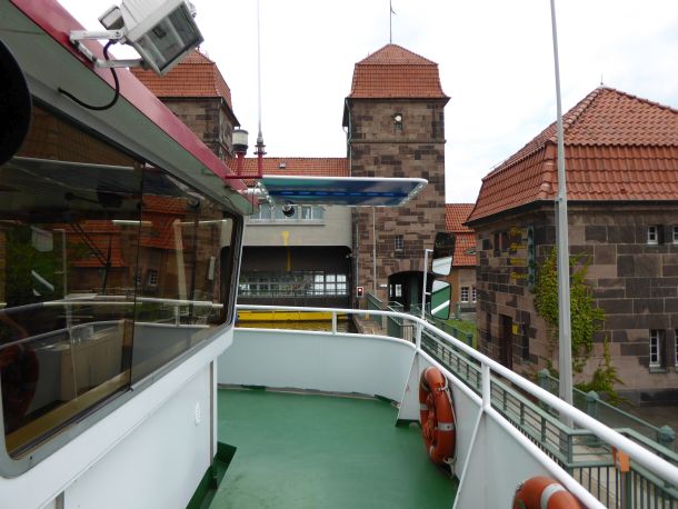 Einfahrt in die Schleuse