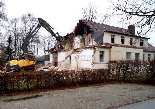 Bethel im Norden modernisiert - Abriss Alte Schlosserei - 10. Jan. 2017