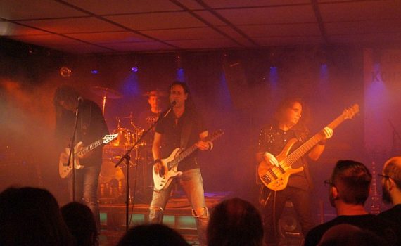v.l.n.r. Gunnar Erxleben - Guitars, Matthias S. - Drums, Pepe Pierez - Guitars/Vocals, Thorsten Penz - Bass