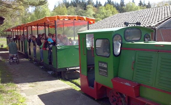 Die Feldbahn in Heimstatt beim Freistätter Jahresfest Fronleichnam 2016