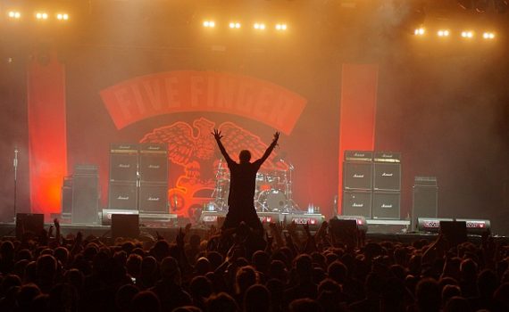 FIVE FINGER DEATH PUNCH auf dem Reload Festival 2016