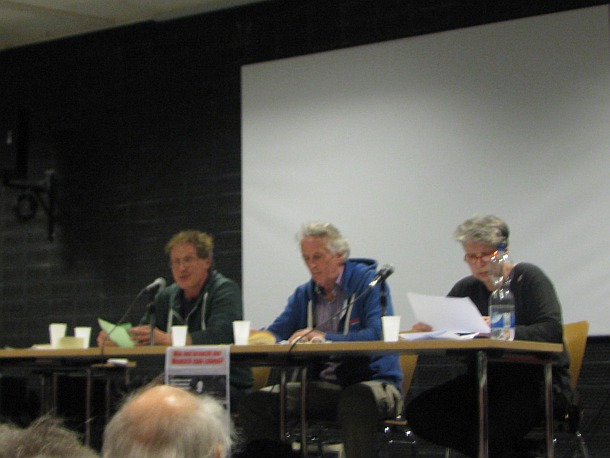 Auf dem Podium: Jürgen Otte, Klaus-Dieter Gleitze und Helga Röller