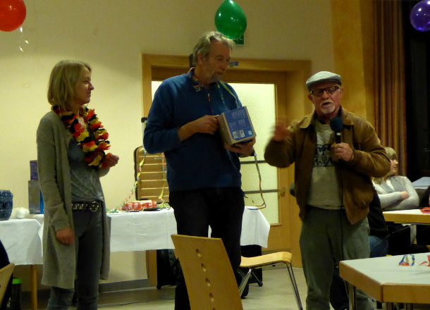 Losvergabe der Tombola beim Neujahrsempfang 2017 der WLH Freistatt