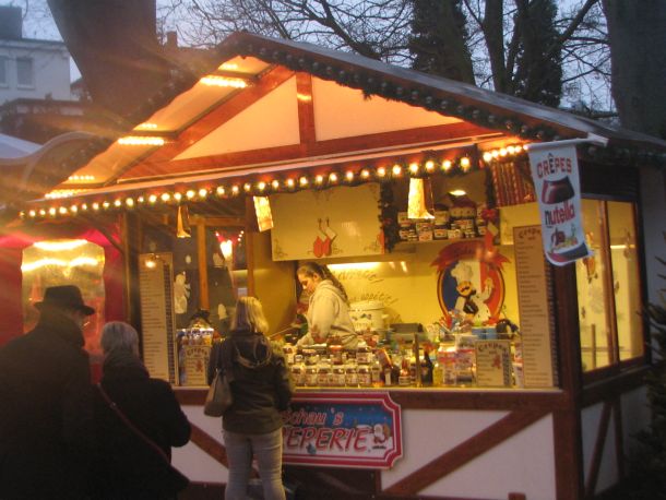Crepes-Stand, mit allen erdenklichen Zutaten