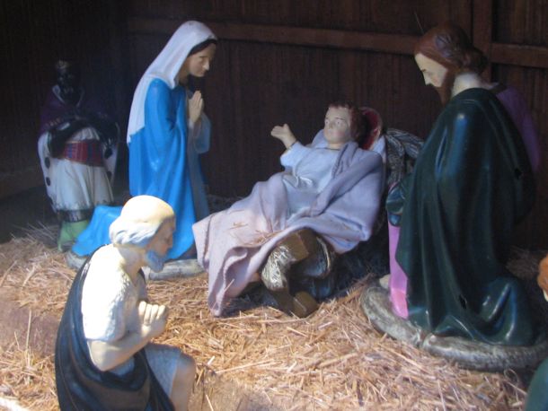 Krippenfiguren verdeutlichen den Sinn des Festes