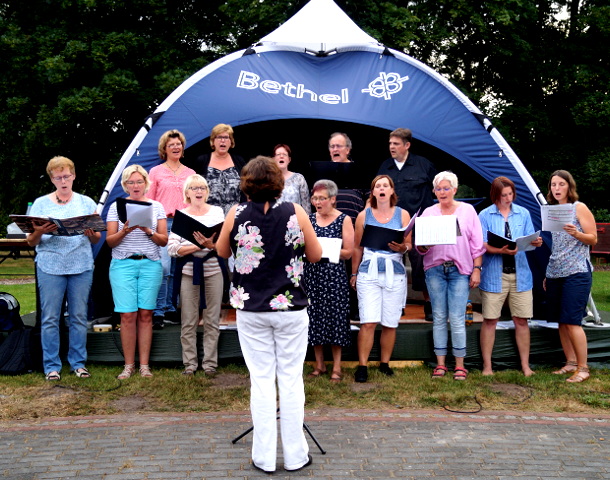 Der „Gospeltrain Wagenfeld“ beim Sommercamp Freistatt 2016