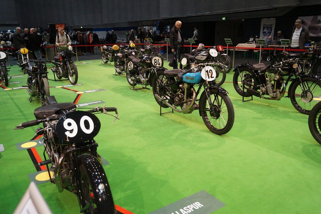 Oldtimerausstellung bei der Bremen Classic Motorshow: Einige Historische Motorräder