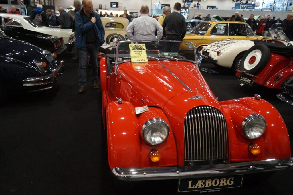 Oldtimerausstellung bei der Bremen Classic Motorshow: Morgan Plus 8 von 1972