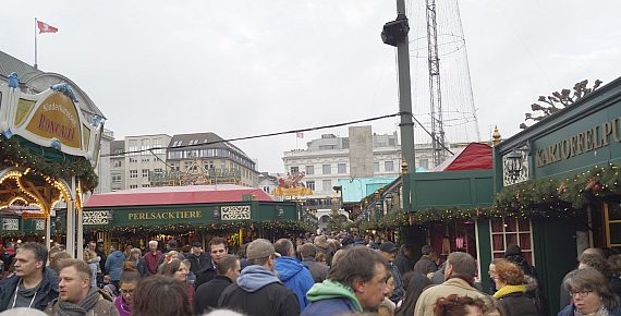 Weihnachtsmarkt am Rathaus Hamburg 2015_2