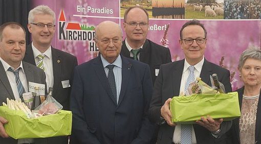 Eröffnung der Spargelsaison auf dem Hof Thiermannn - 06.04.2018