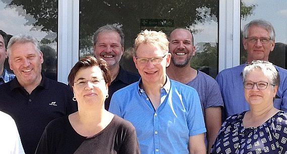 Beschäftigung als Weg zurück in die Gesellschaft - Titel
