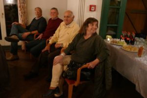 Sozialarbeiter Wolfgang Bluhm, Feldbahnschaffner Hartmut Bambey sowie Bewohner aus Freistatt waren ebenfalls unter den Gästen