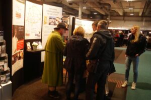 Freizeit mit Freistatt: Auf den Ausstellungen „Draussen“ und „Passion“ mischen sich die Selbstvertretung Vereinter Wohnungsloser sowie die Aussteller der Freistätter Feldbahn unter die Freizeitmesse. Sport kennt ja bekanntlich keine Grenzen zwischen Arm und Reich.