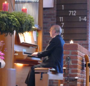 Pianist Eberhard Brünger spielte in der Moorkirche Freistatt.