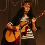 Hamburg und die Gitarre - beides nennt Outliner ihr Zuhause
