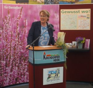 Eröffnung Spargelsaison 2019 - Barbara Otte-Kinast, Ministerin für Ernährung, Landwirtschaft und Verbraucherschutz Niedersachsen
