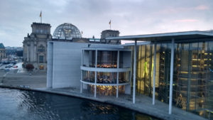 Berlin - 12.12.2019 - Blick auf das Paul-Löbe-Haus