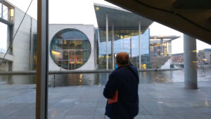 Berlin - 12.12.2019 - Spree-Blick vom Paul-Löbe-Haus