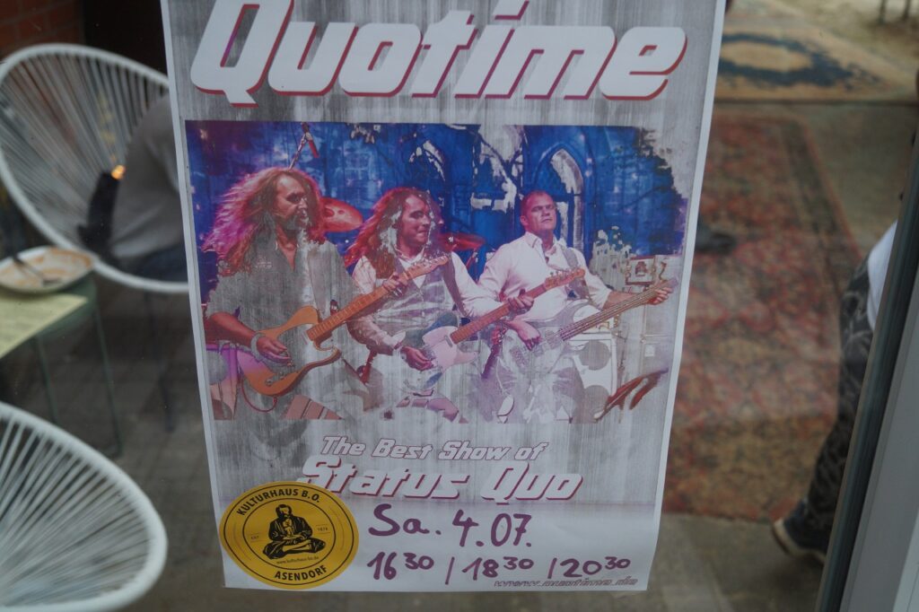 Quotime-Plakat im B.O.