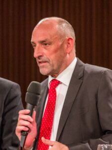 WDR Integrationsgipfel 2016 Detlef Scheele (Foto: © Raimond Spekking / Wikimedia)