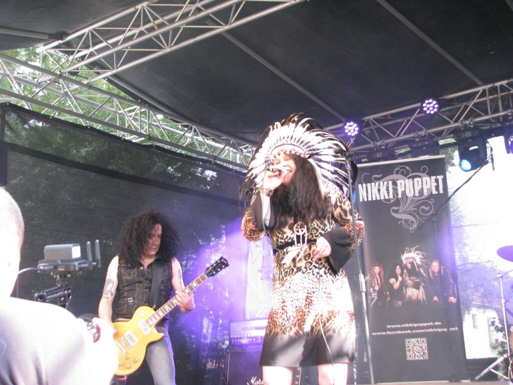 Nikki Puppet