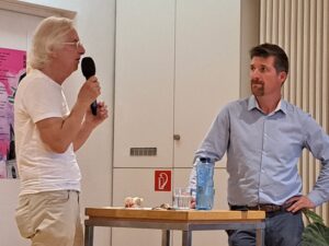 Trotz unterschiedlicher Ansichten: Nicht nur zwischen Klaus-Dieter Gleitze (li.) und Thomas Uhlen gab es respektvolle Diskussionen.