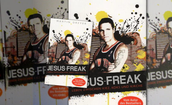 Martin Dreyer stellte sein neues Buch „Jesus Freak“ vor