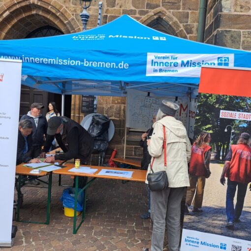 Direkt neben dem Stand vom Bündnis der Stand der Inneren Mission